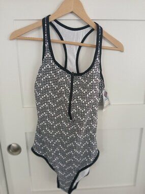 Womens razor back swimsuit  Black & white Size M